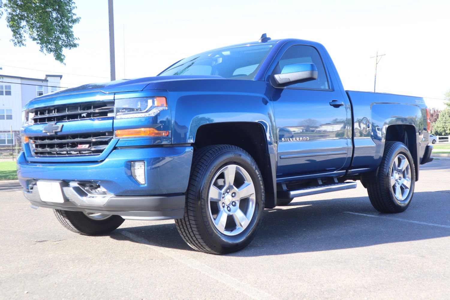 2017 Chevrolet Silverado 1500 LT | Victory Motors of Colorado