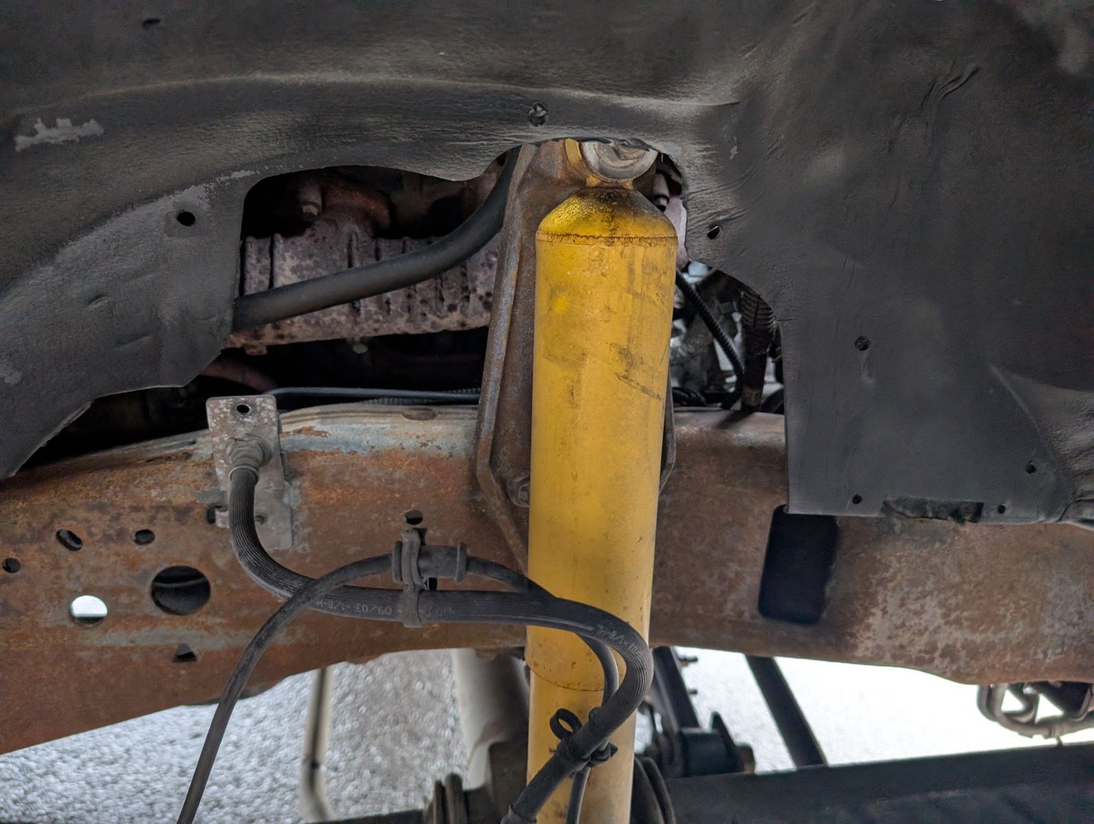 2004 Ford F-350 Super Duty 261