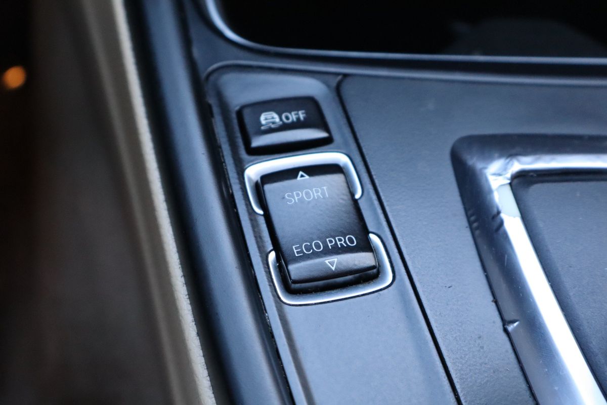 2015 BMW 3 Series 328i xDrive