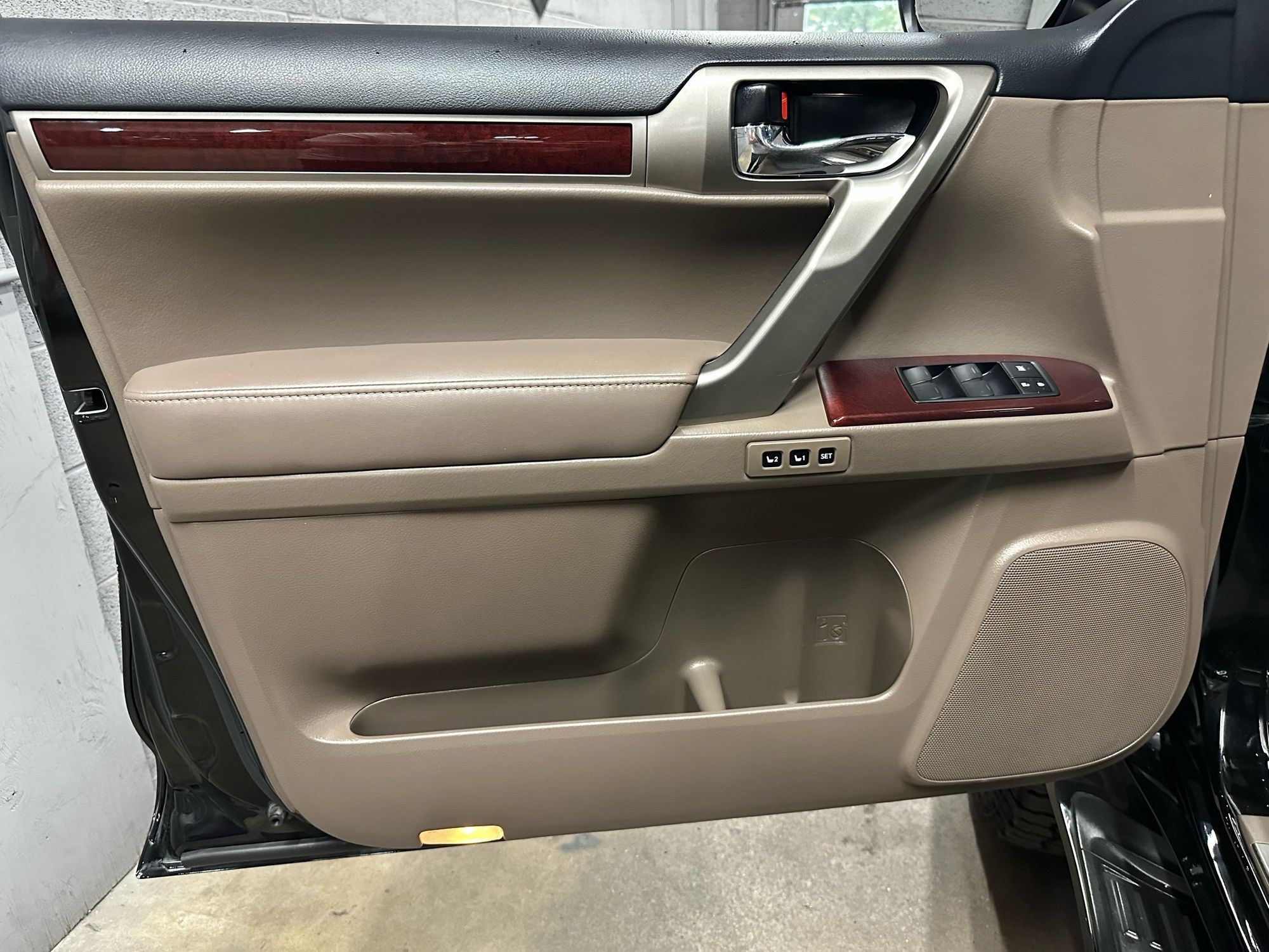 2019 Lexus GX 460 photo 17