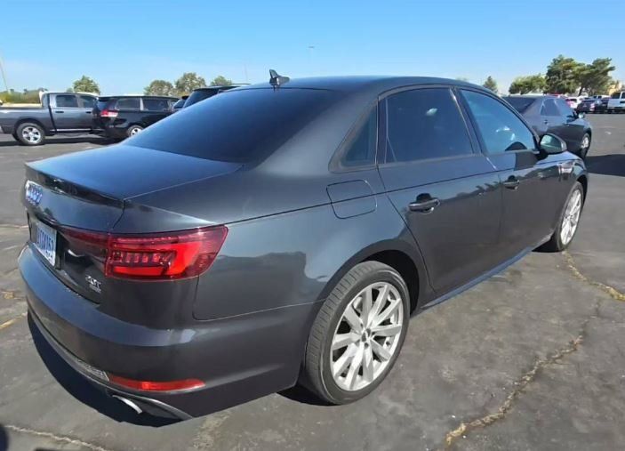 2018 Audi A4 2.0T Ultra Premium photo 9