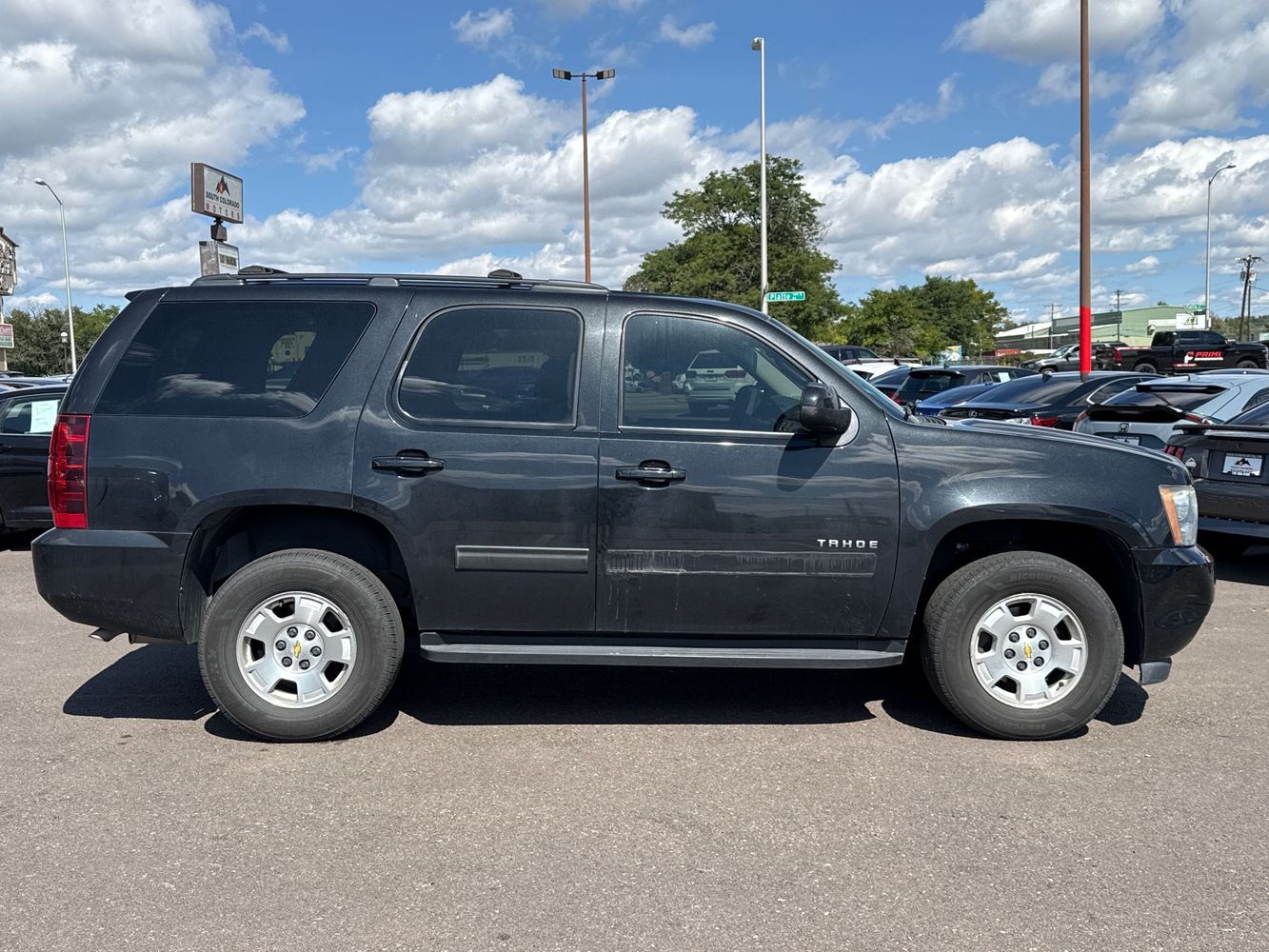 2011 Chevrolet Tahoe LS photo 6