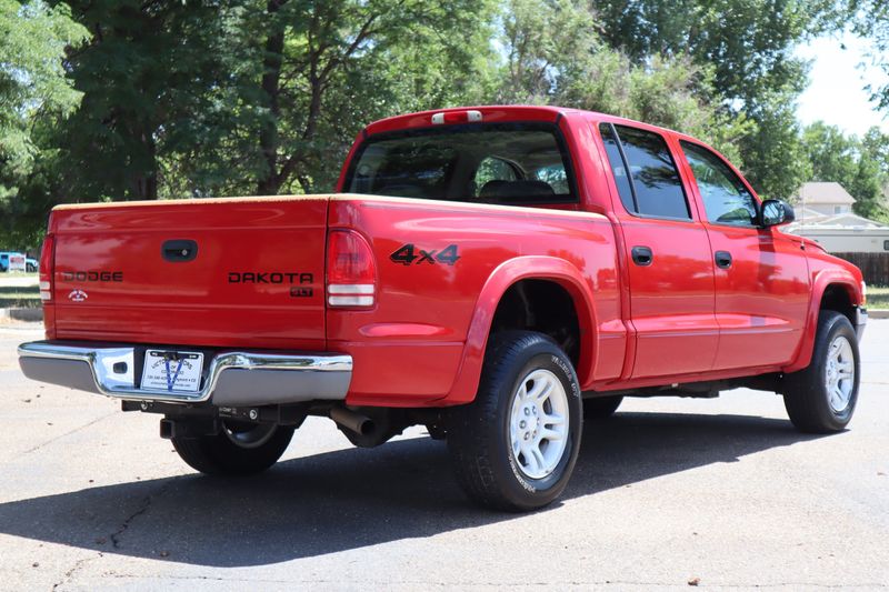 2004 Dodge Dakota Photos