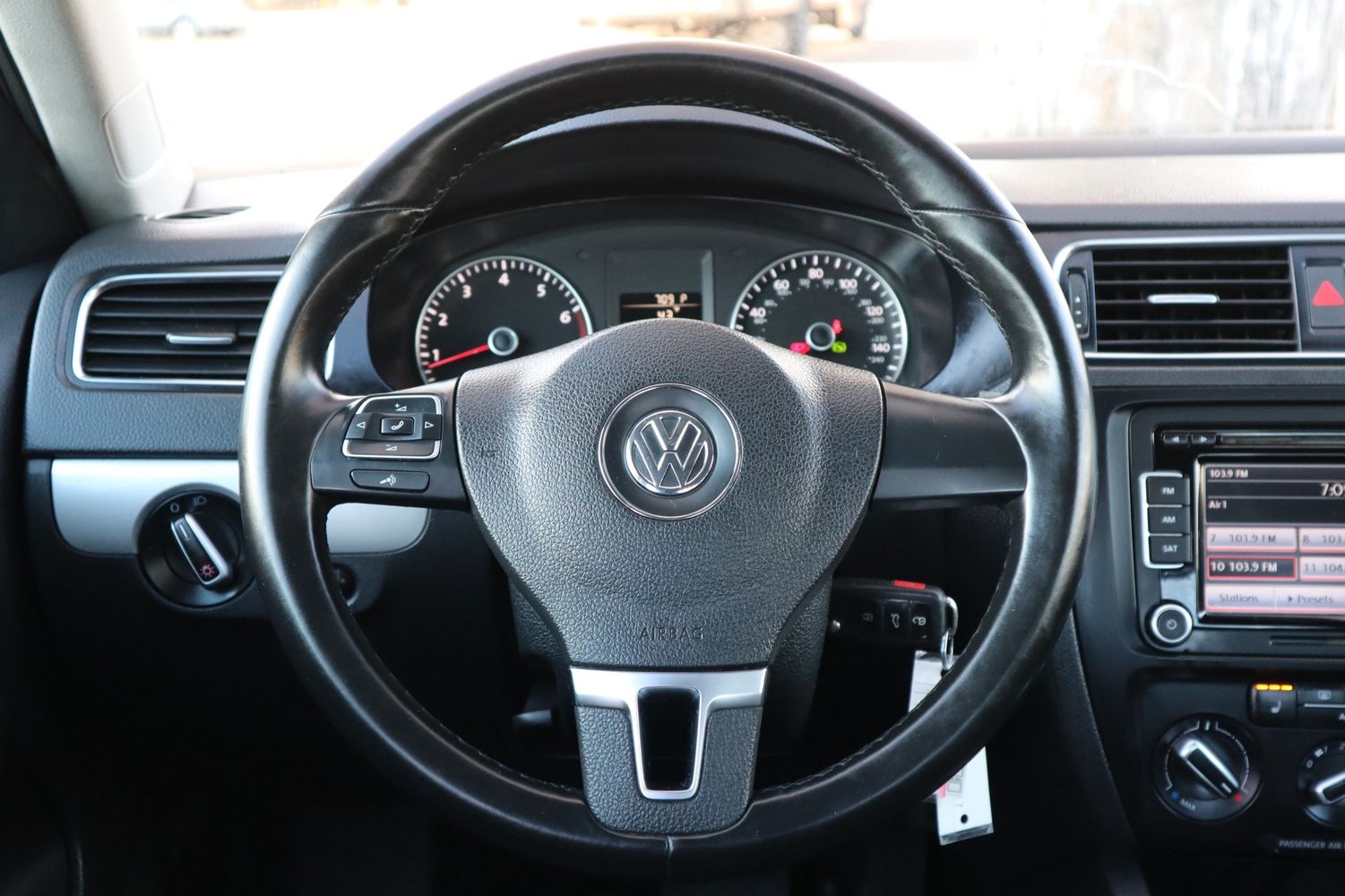 2013 Volkswagen Jetta SE PZEV | Victory Motors of Colorado