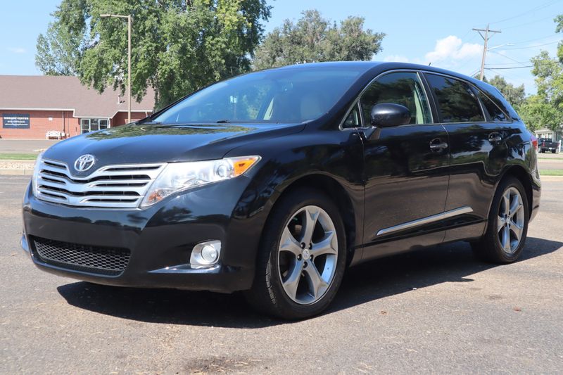 2011 Toyota Venza Photos