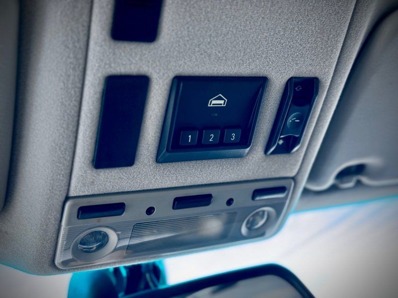 2003 BMW 5 Series 525i - Photo 12