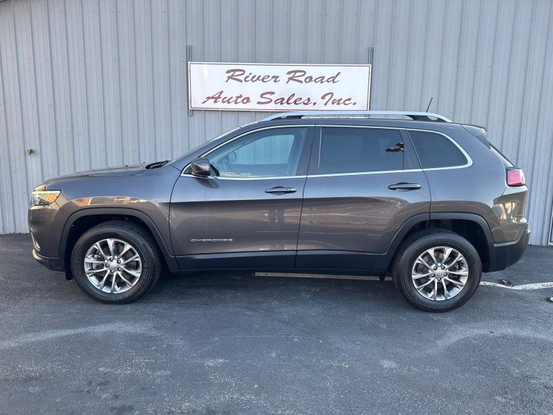 2021 Jeep Cherokee Latitude photo 13