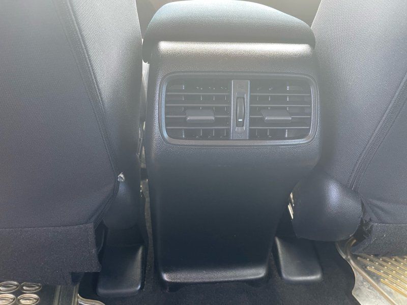 2015 Honda CR-V LX - Photo 26