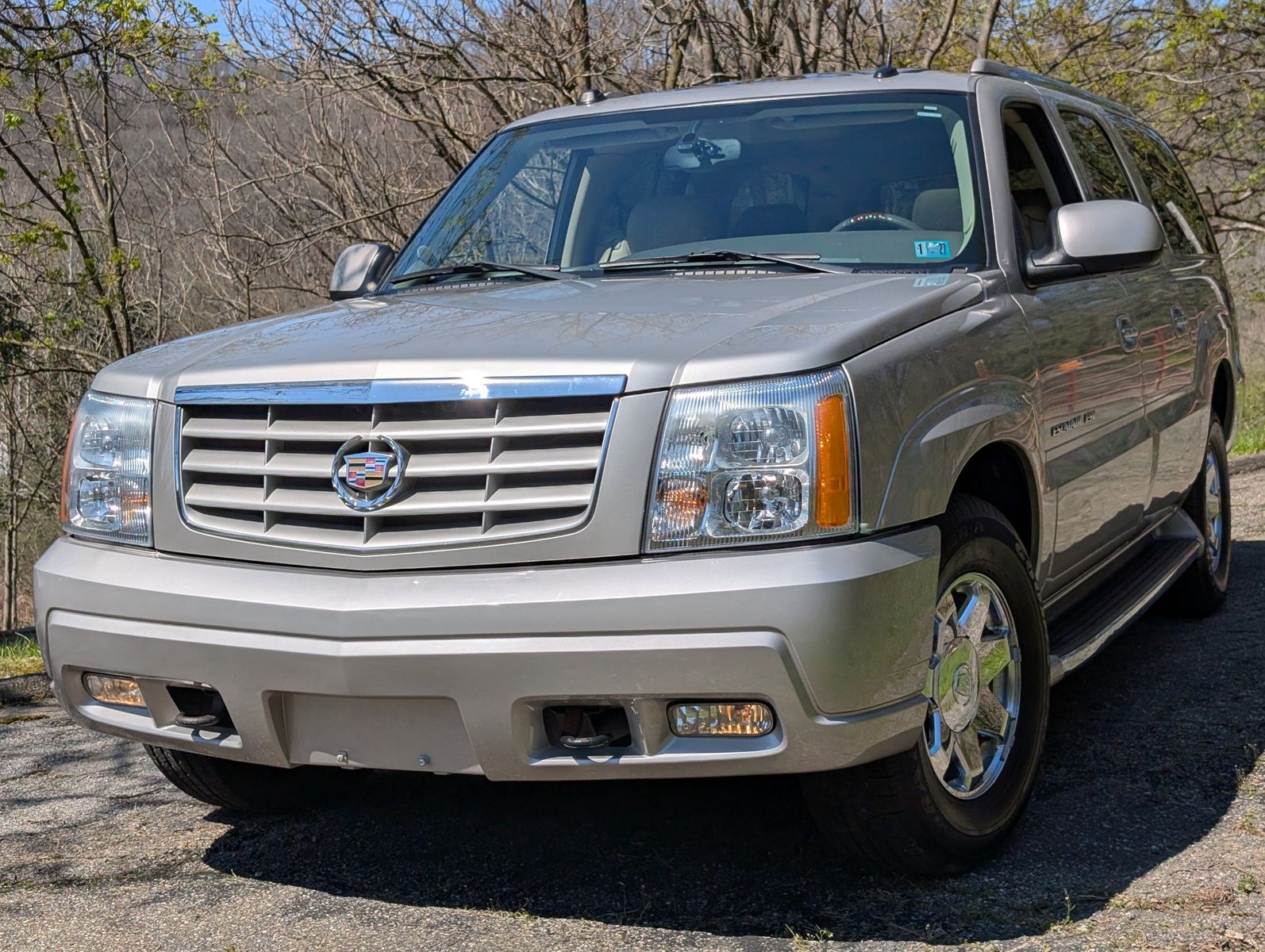 2004 Cadillac Escalade ESV 243