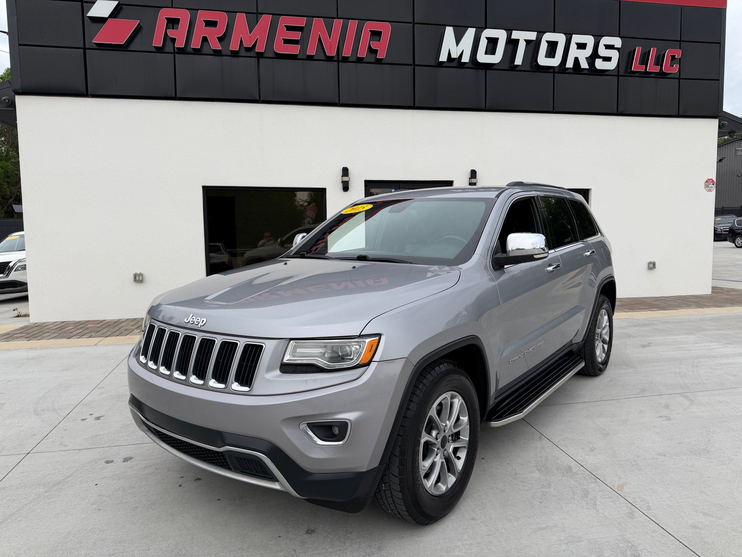 2015 Jeep Grand Cherokee Limited's photo