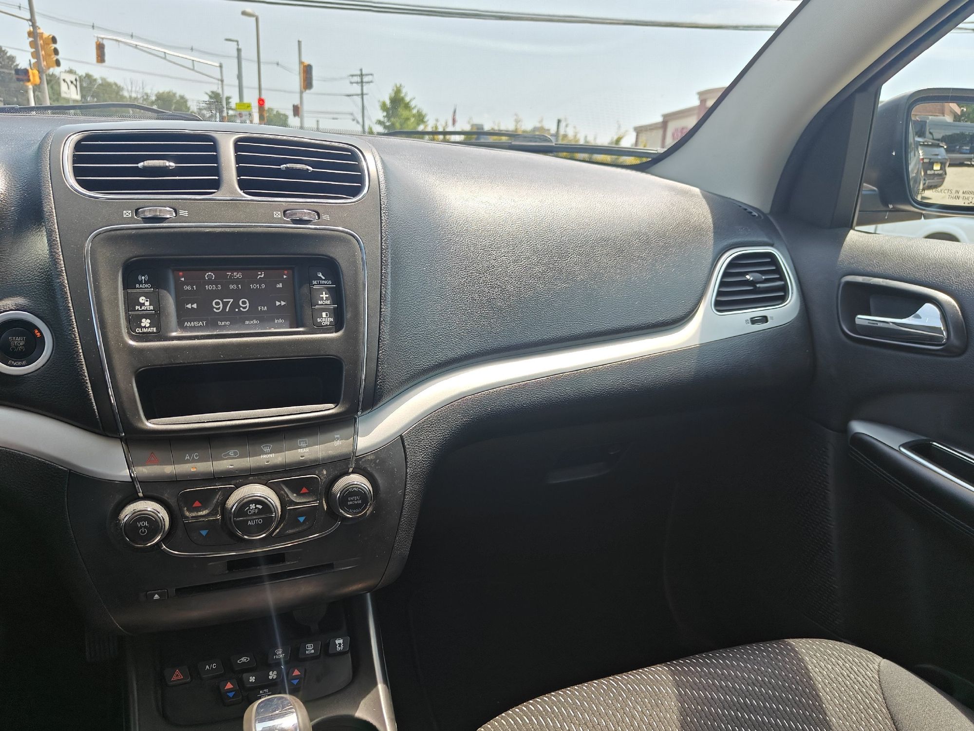2015 Dodge Journey SXT photo 21