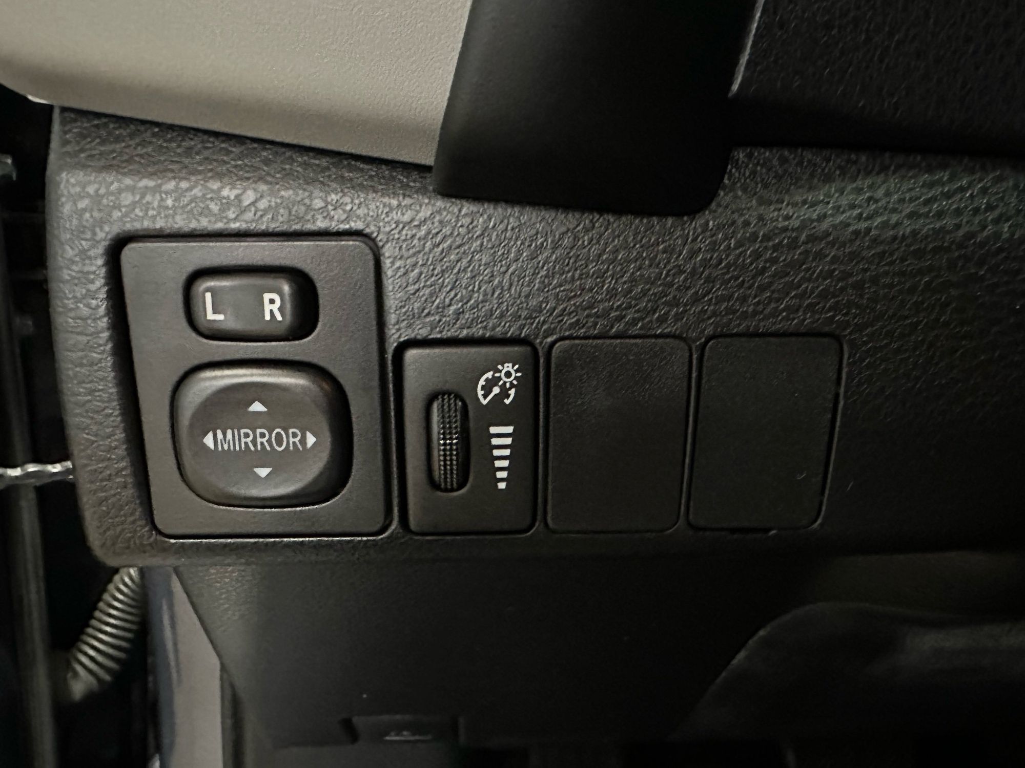 2018 Toyota Corolla LE photo 14