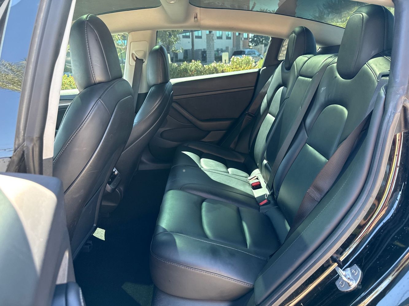 2021 Tesla Model 3 Standard Range Plus photo 10