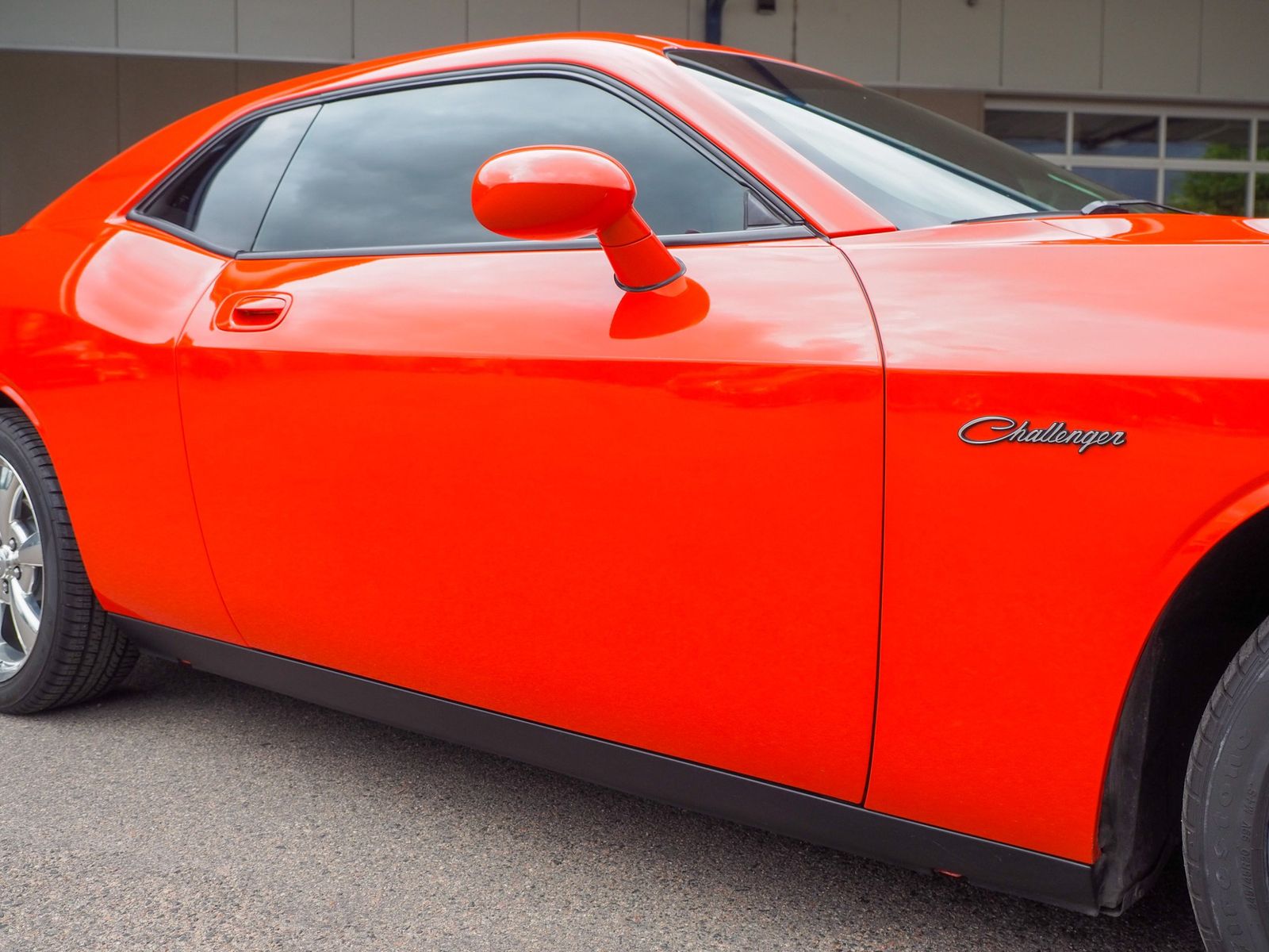 2010 Dodge Challenger 13