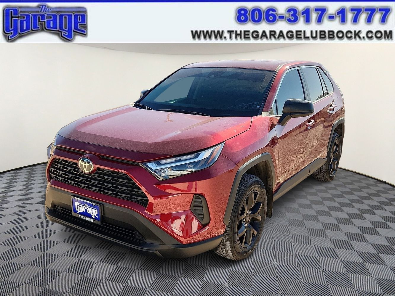 2023 Toyota RAV4 LE's photo