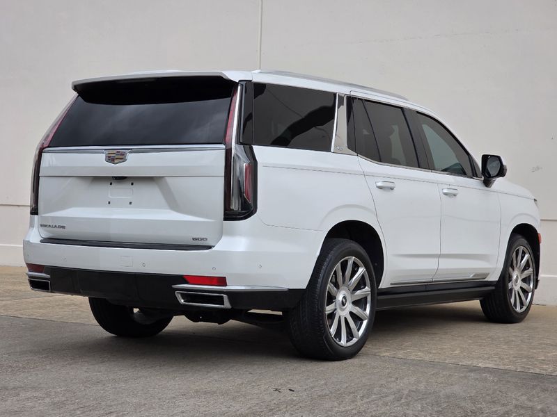 と。 2021 Cadillac Escalade 4WD Premium Luxury Platinum | C R U