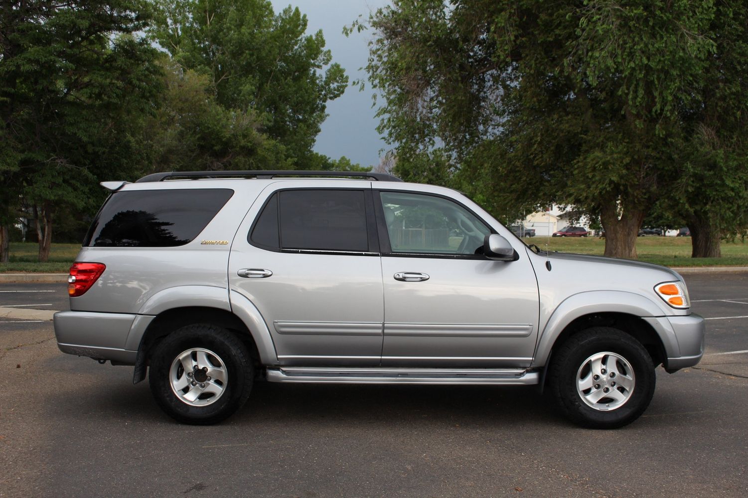 Toyota sequoia 2002