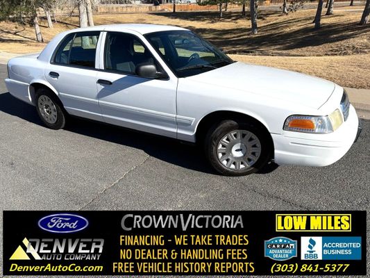 2008 Ford Crown Victoria Standard's photo