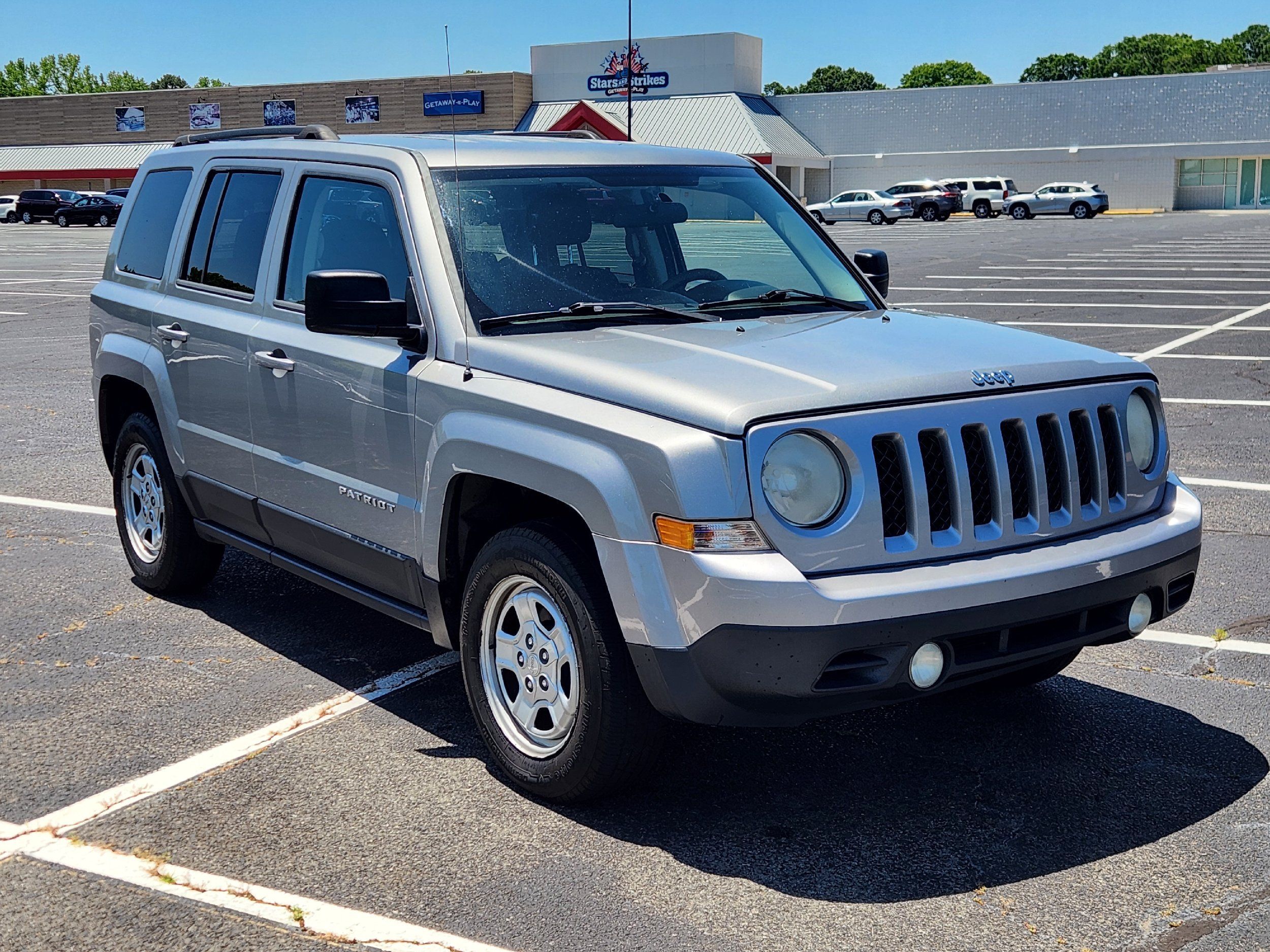 2015 Jeep Patriot Sport's photo