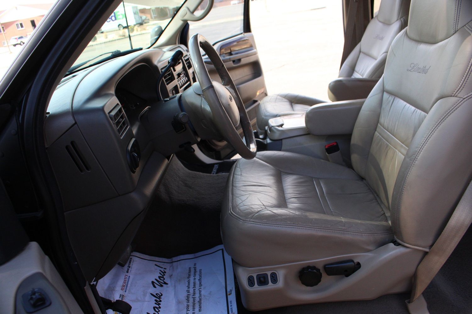 2000 Ford Excursion Limited | Victory Motors of Colorado