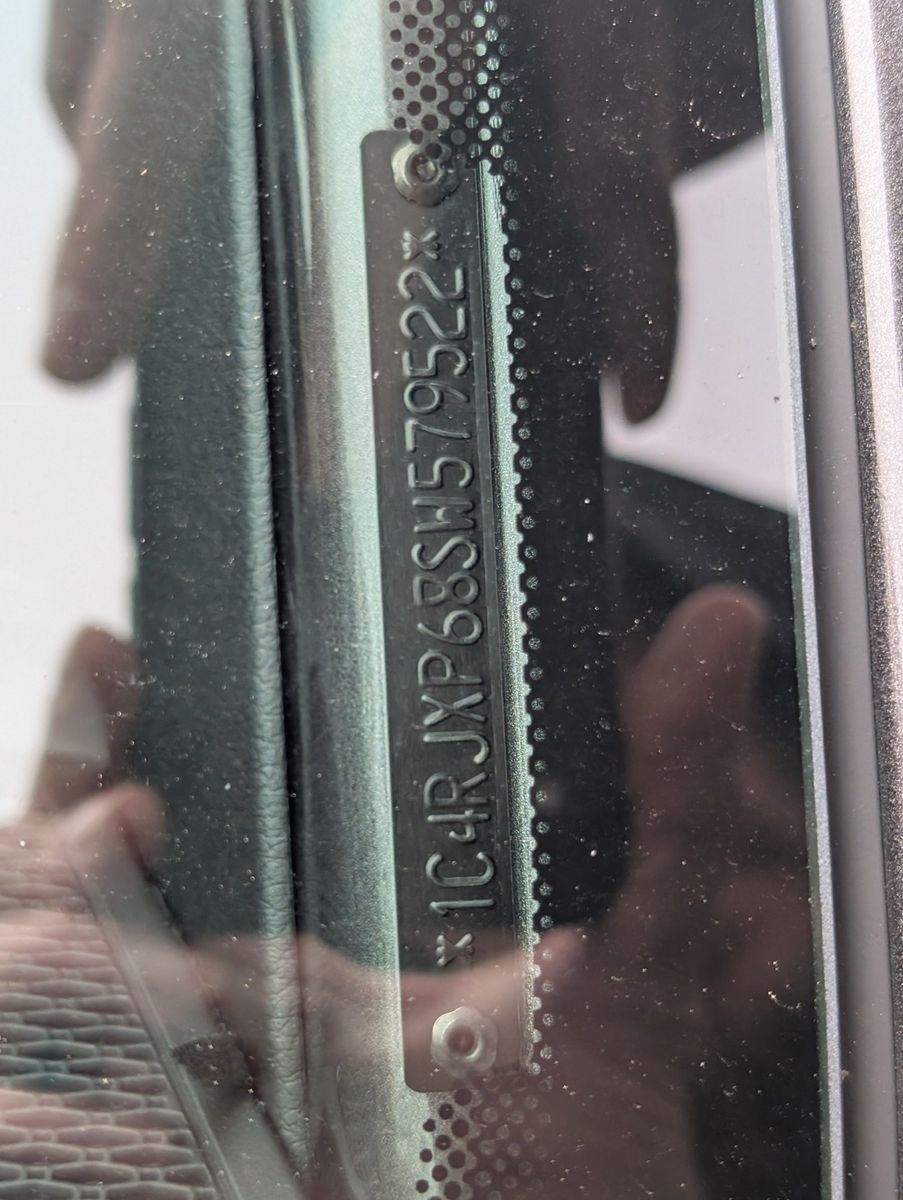 2025 Jeep Wrangler 4xe 28