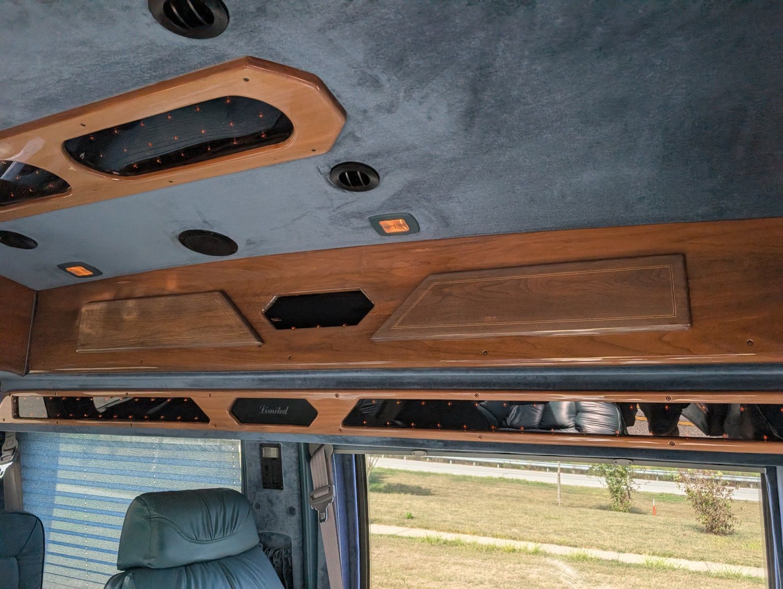 1997 Chevrolet Express G1500 108