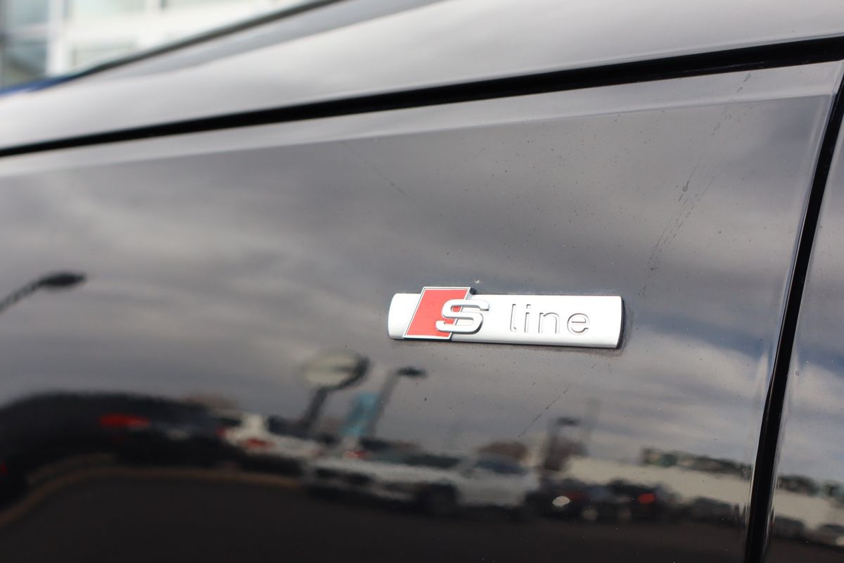 2017 Audi A4 2.0T Premium