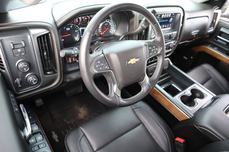 2019 Chevrolet Silverado 3500HD LTZ | Victory Motors of Colorado