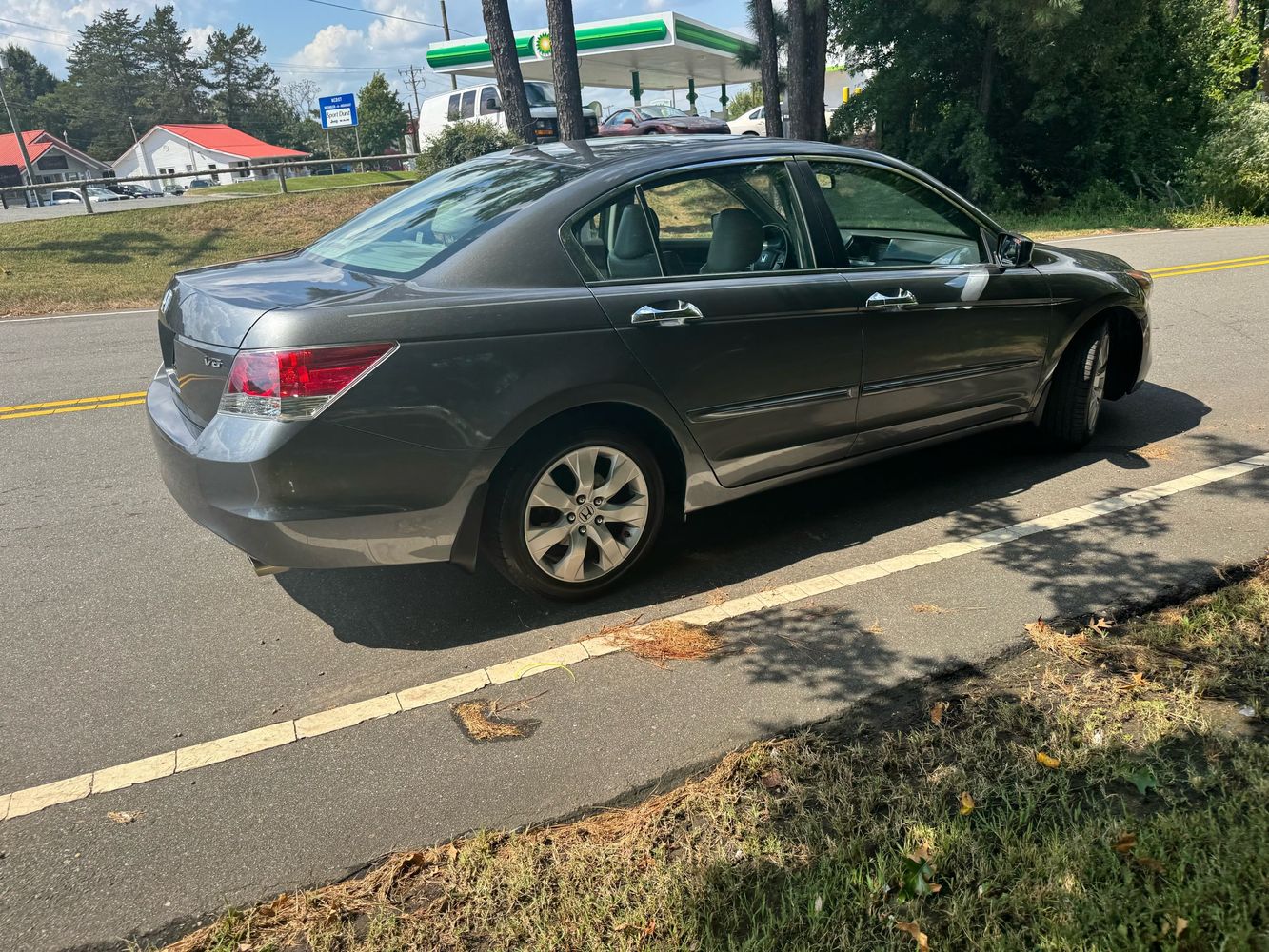 2010 Honda Accord EX-L V6 photo 3