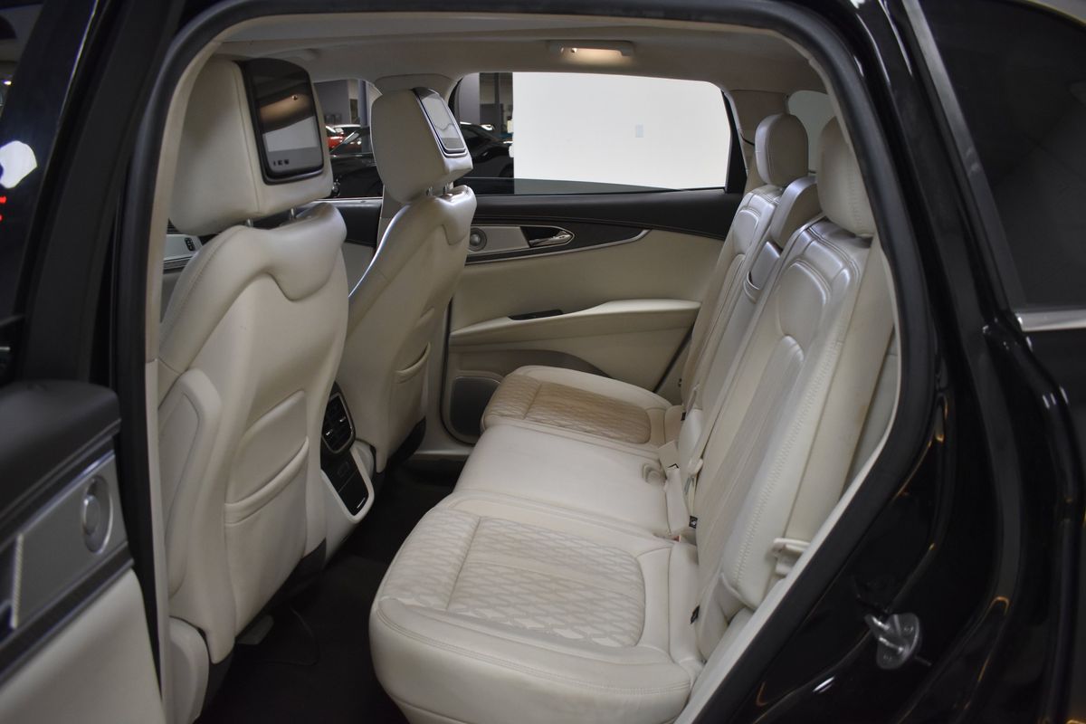 2019 Lincoln Nautilus Black Label