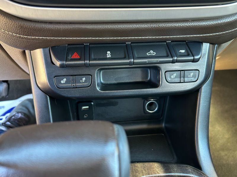 2016 GMC Canyon SLT - Photo 16