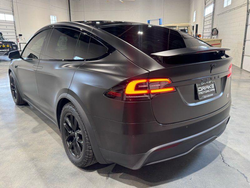 2022 Tesla Model X Plaid, photo 3