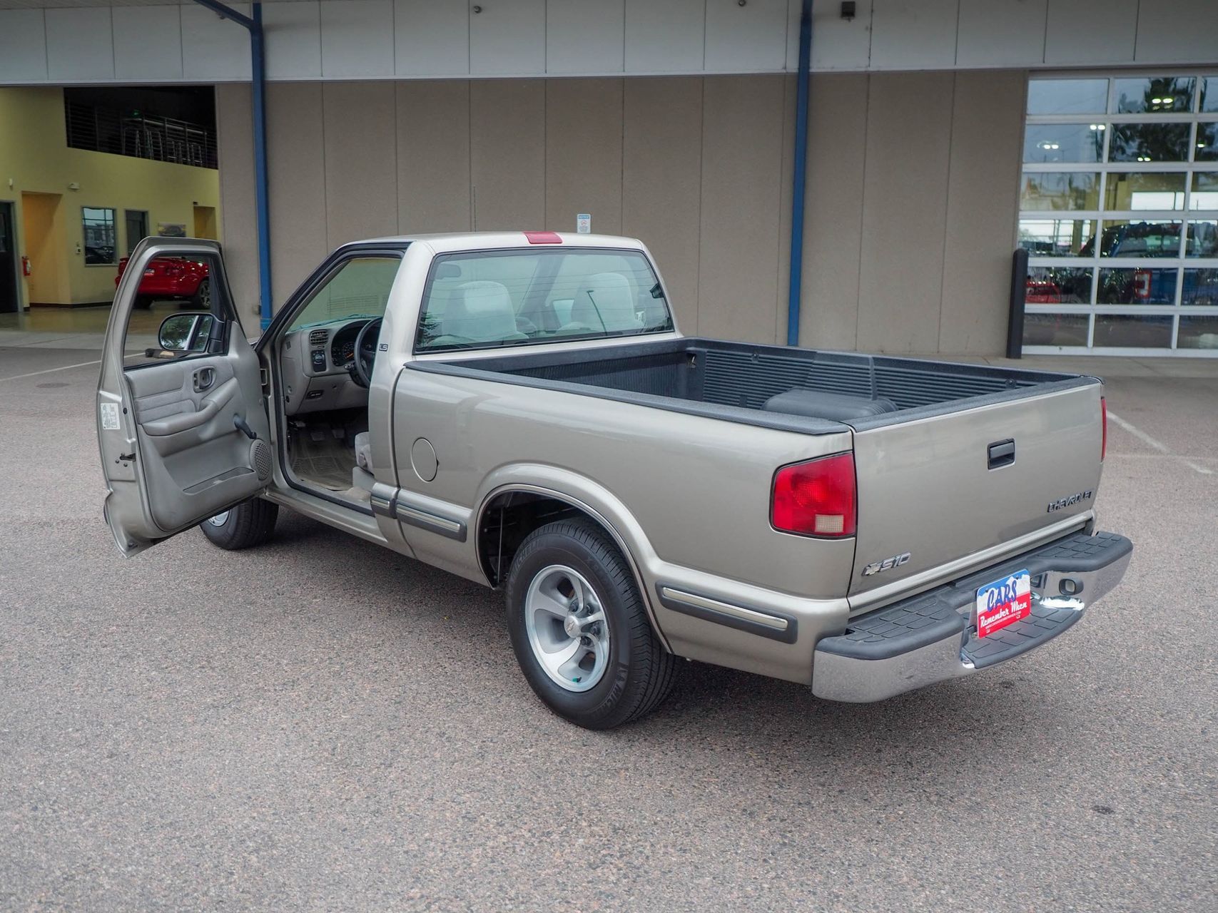 1999 Chevrolet S-10 33