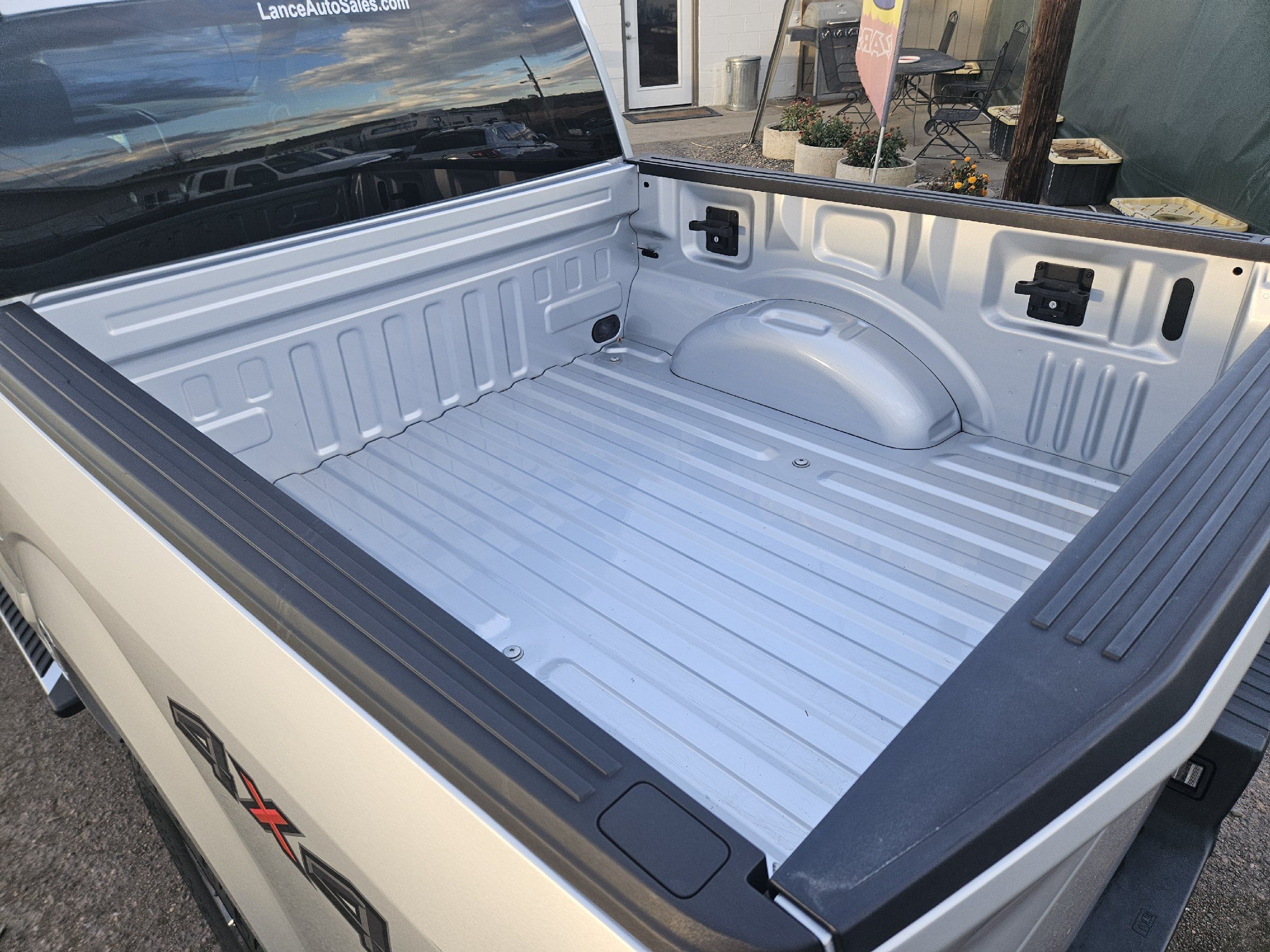 2018 Ford F-150 XLT photo 3