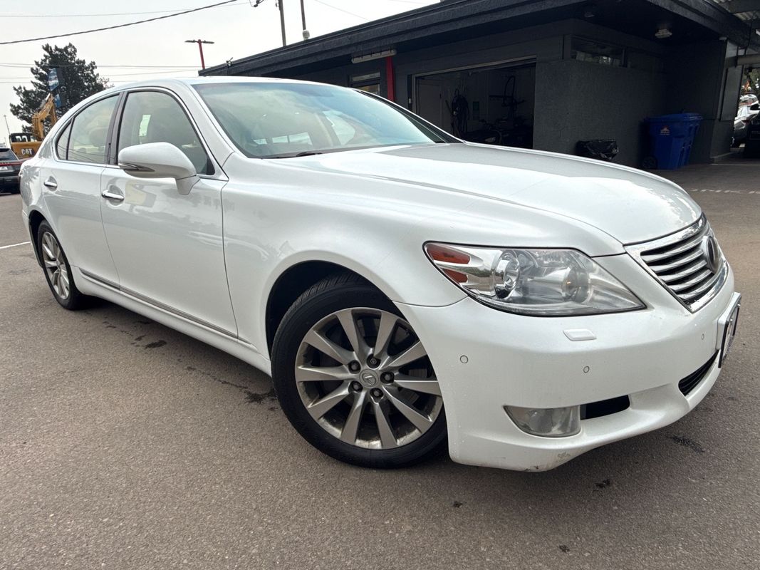 White 2012 Lexus LS Sedan All-Wheel Drive 8-Speed Automatic