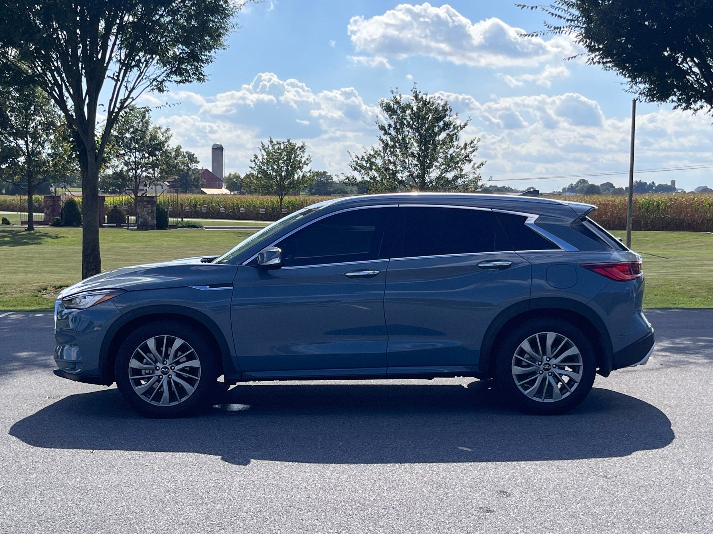 2024 Infiniti QX50 Luxe AWD photo 4
