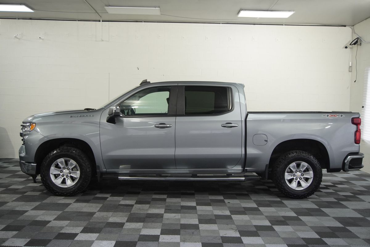 2023 Chevrolet Silverado 1500 4WD Crew Cab Standard Bed LT