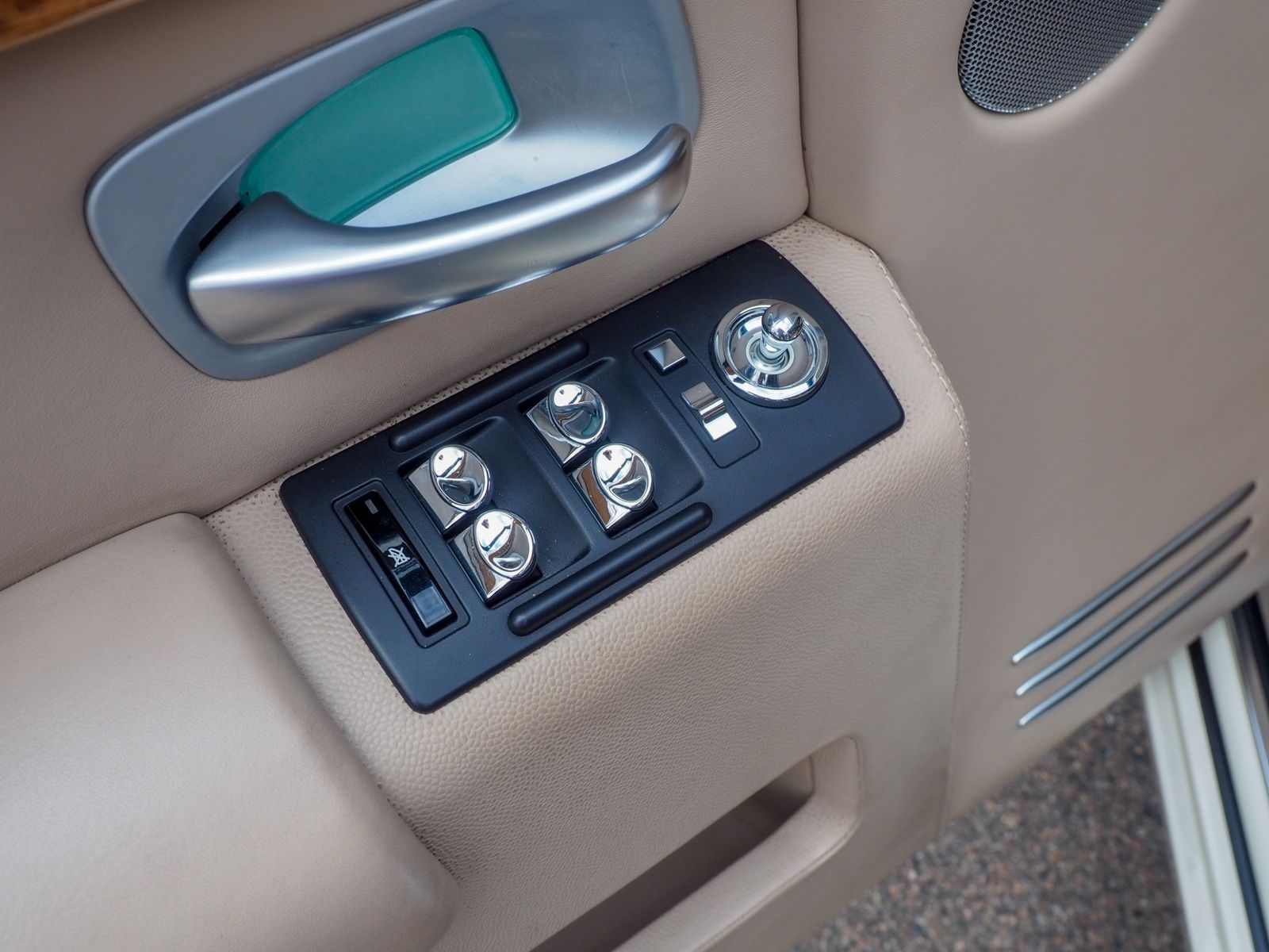 2006 Rolls-Royce Phantom 68