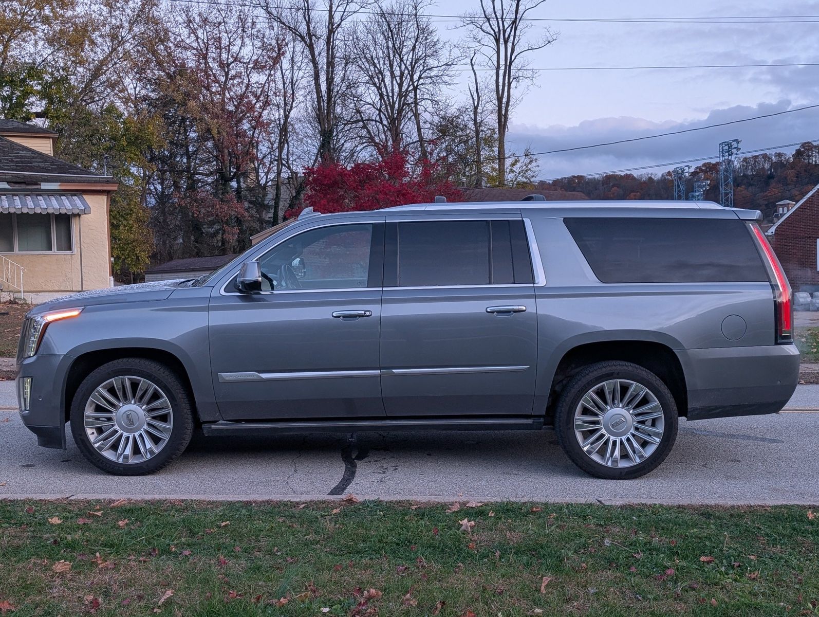2019 Cadillac Escalade ESV 7