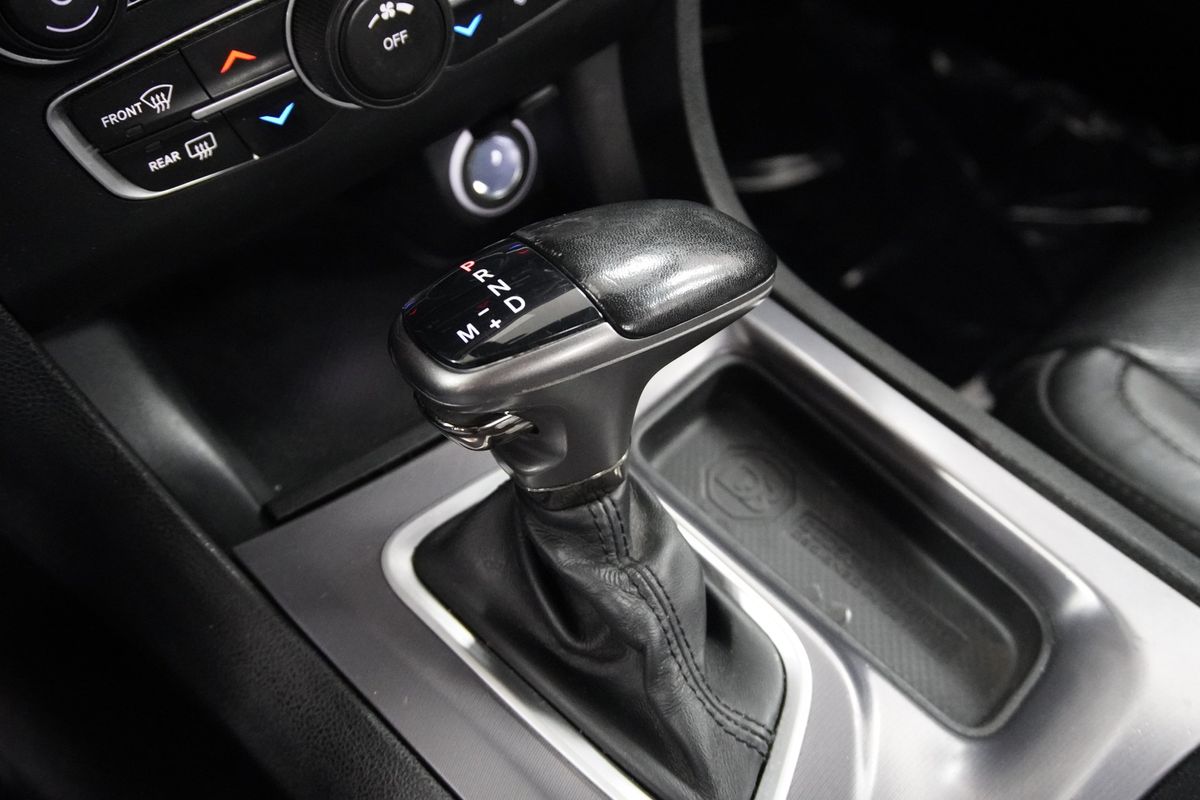 2020 Dodge Charger SXT RWD