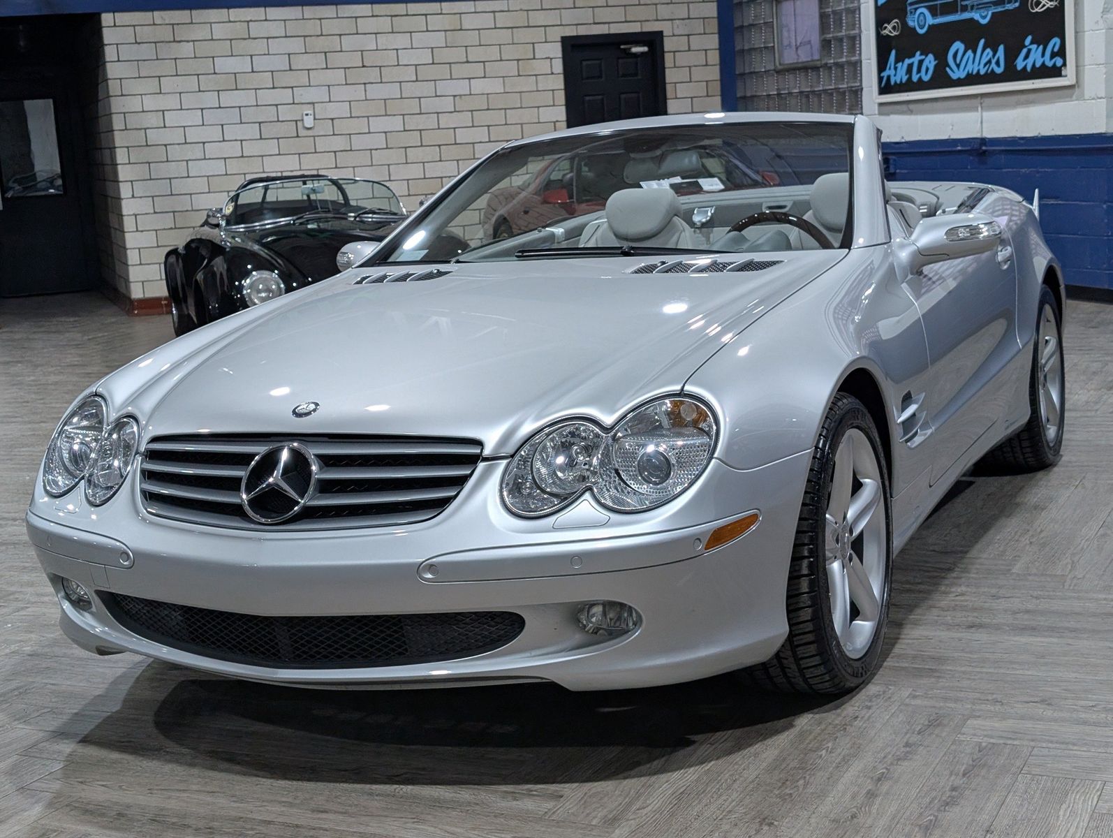 2004 Mercedes-Benz SL 500 1