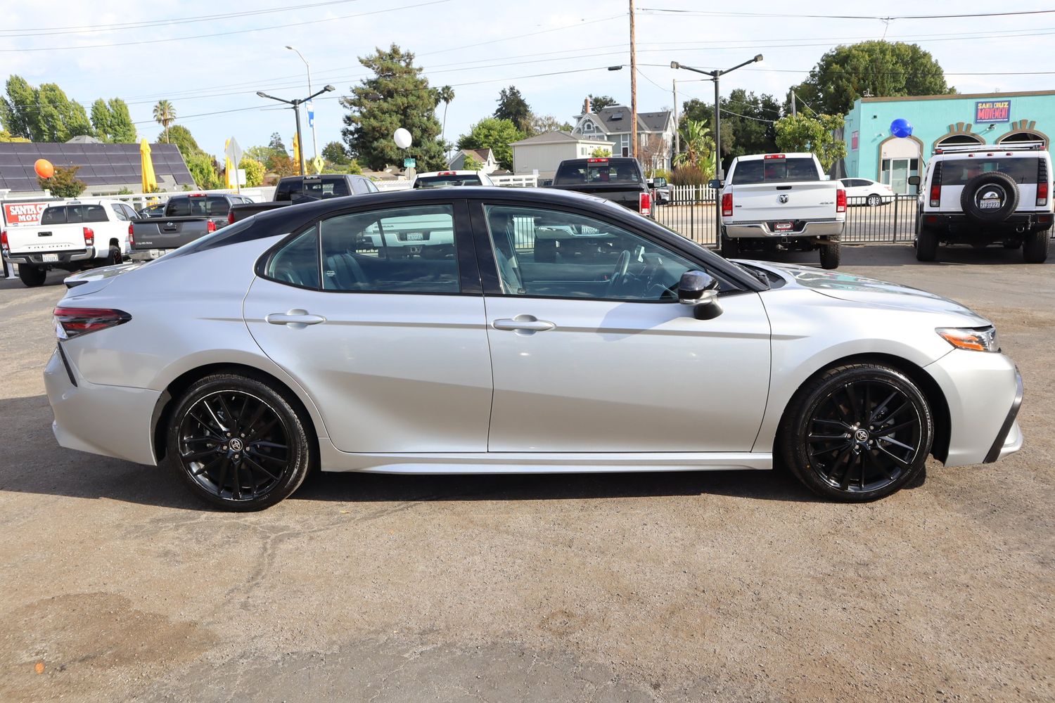 2021 Toyota Camry XSE photo 4