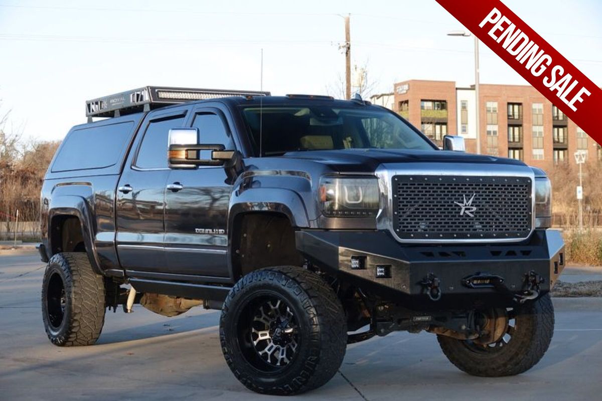 Gray 2015 GMC Sierra 2500HD Pickup Truck Four-Wheel Drive 6-Speed Automatic