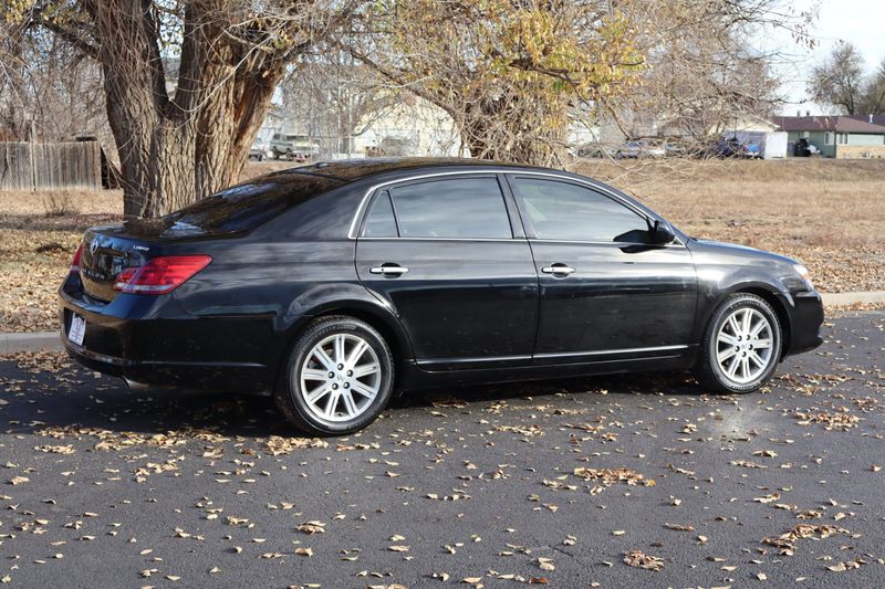 2009 Toyota Avalon Limited | Victory Motors of Colorado