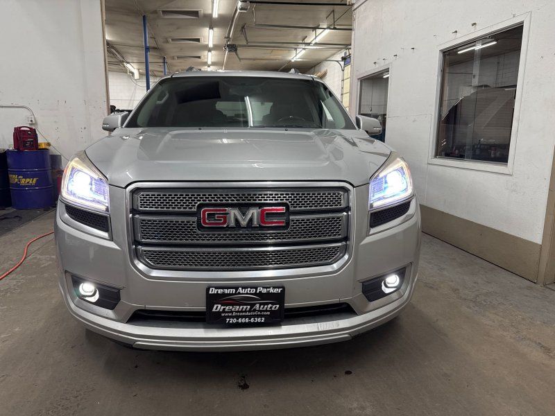 GMC Acadia's photo