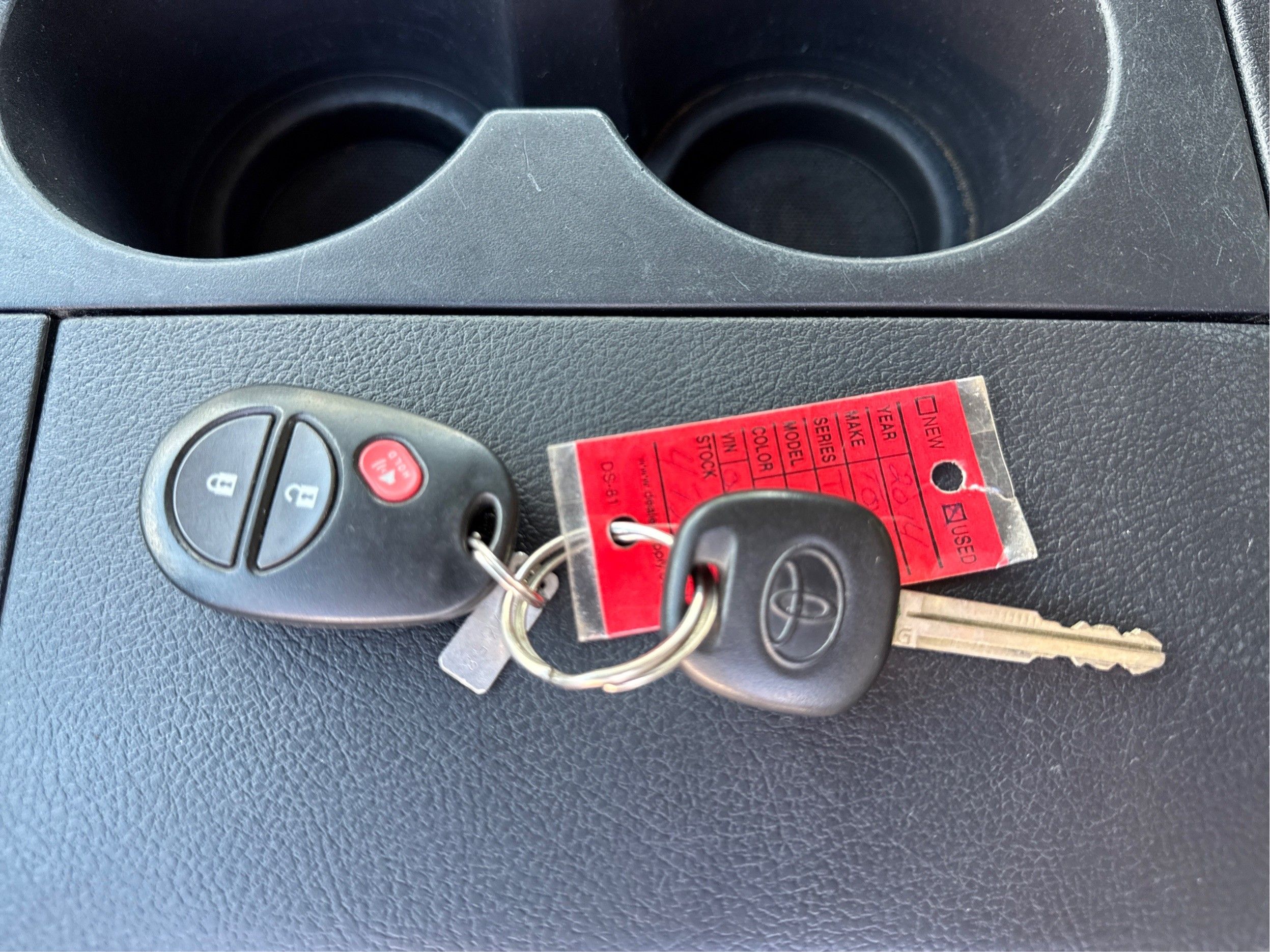 2014 Toyota Tundra SR - Photo 29