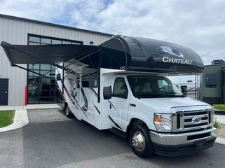 photo of RV 2023 Thor Chateau 31E