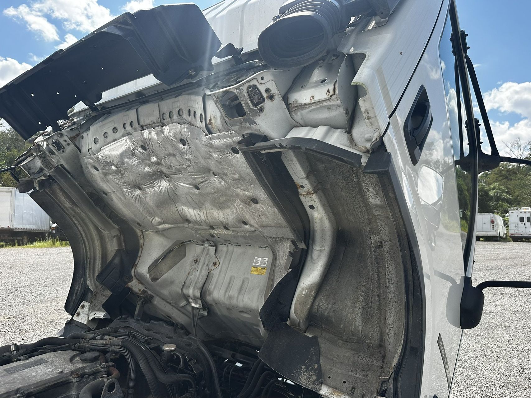 2017 Isuzu NRR 89