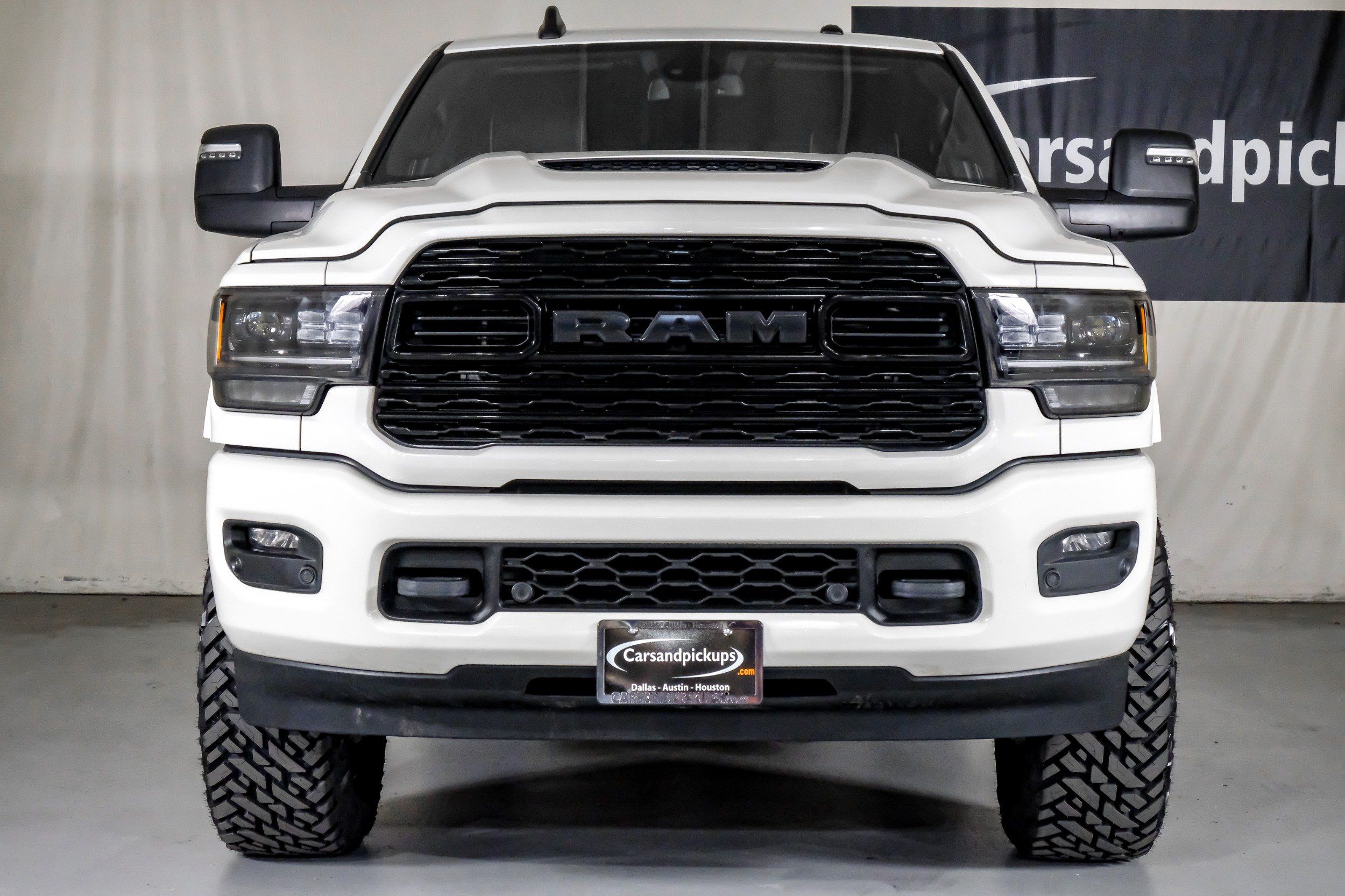 2023 Ram 2500 Limited photo 2