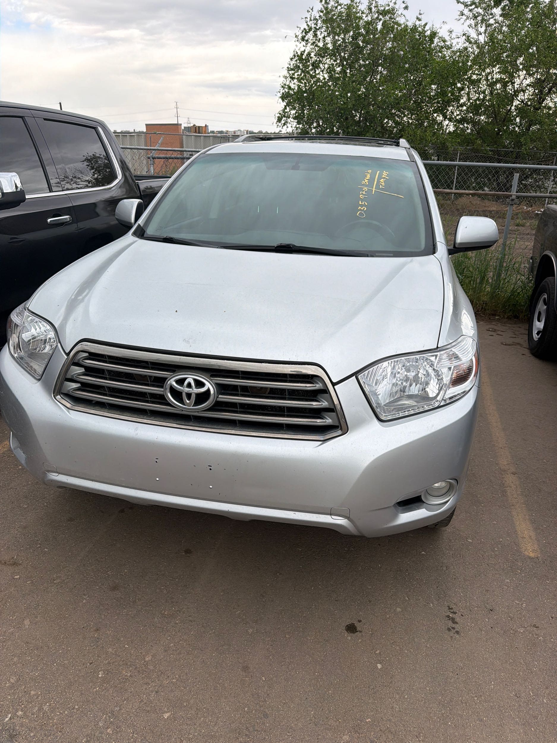 2008 Toyota Highlander Sport w/3rd Row Seat 4x4 V6's photo